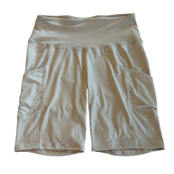 ZENANA WOMENS PLUS ATHLETIC WIDE BAND BIKER SHORTS BEIGE TAUPE SZ 1X POCKETS NEW - Picture 1 of 10